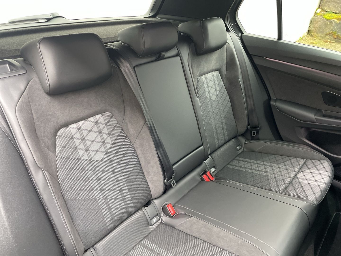 Golf VIII R-Line 2.0 TDI DSG Black Style Kamera