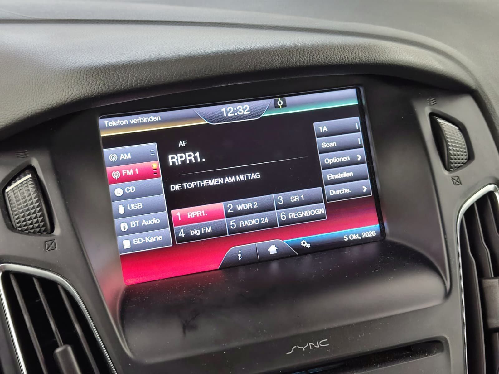 FORD Focus 1.0 EcoBoost Trend Navi SHZ LKH – Bild 17