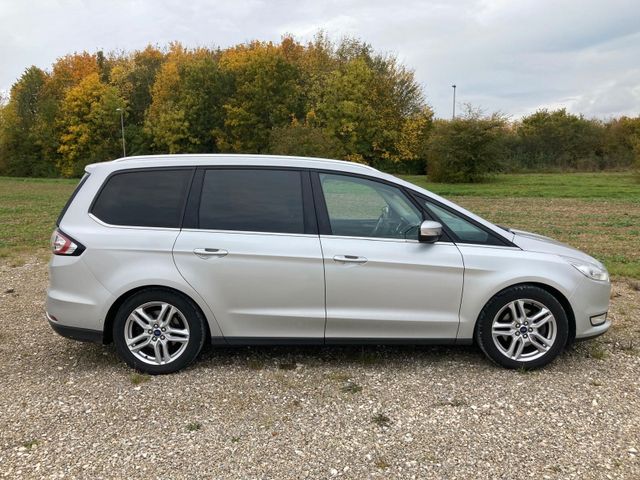 Ford Galaxy 2,0 TDCi 132kW Titanium PowerShift Ti...