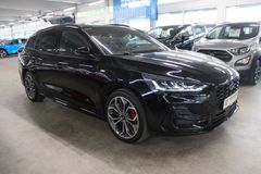 Fahrzeugabbildung Ford Focus Hybrid ST-Line Turnier LED CAM ACC WinterP