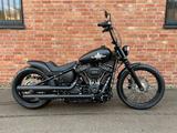Harley-Davidson Softail Street Bob 114 *CUSTOM* - Offers