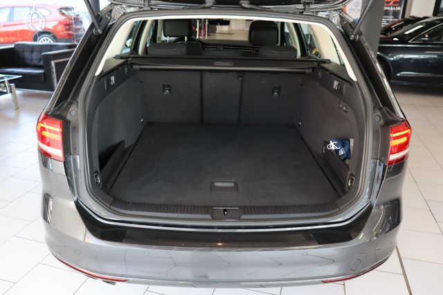 Fahrzeugabbildung Volkswagen Passat Variant Comfortline BMT/Start-Stopp 1HAND