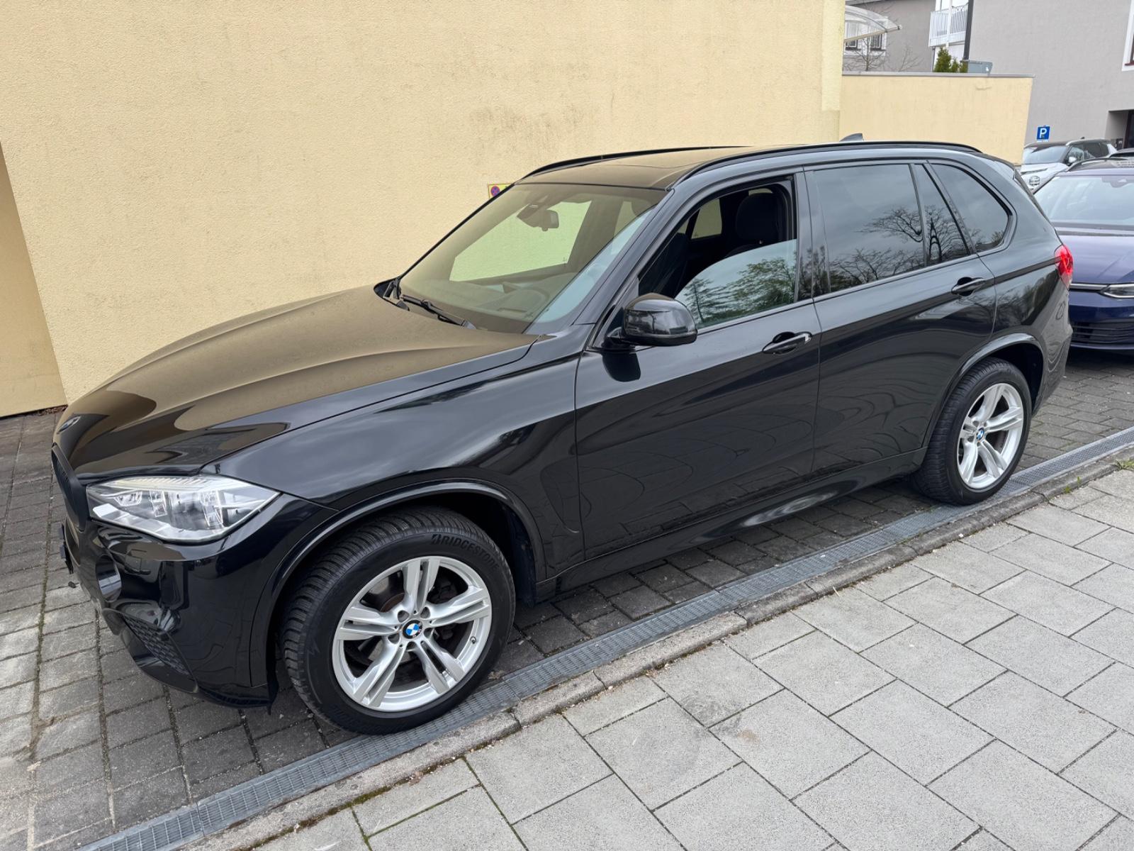 BMW X5 xDrive 30 d PERFORMANCE / M PAKET