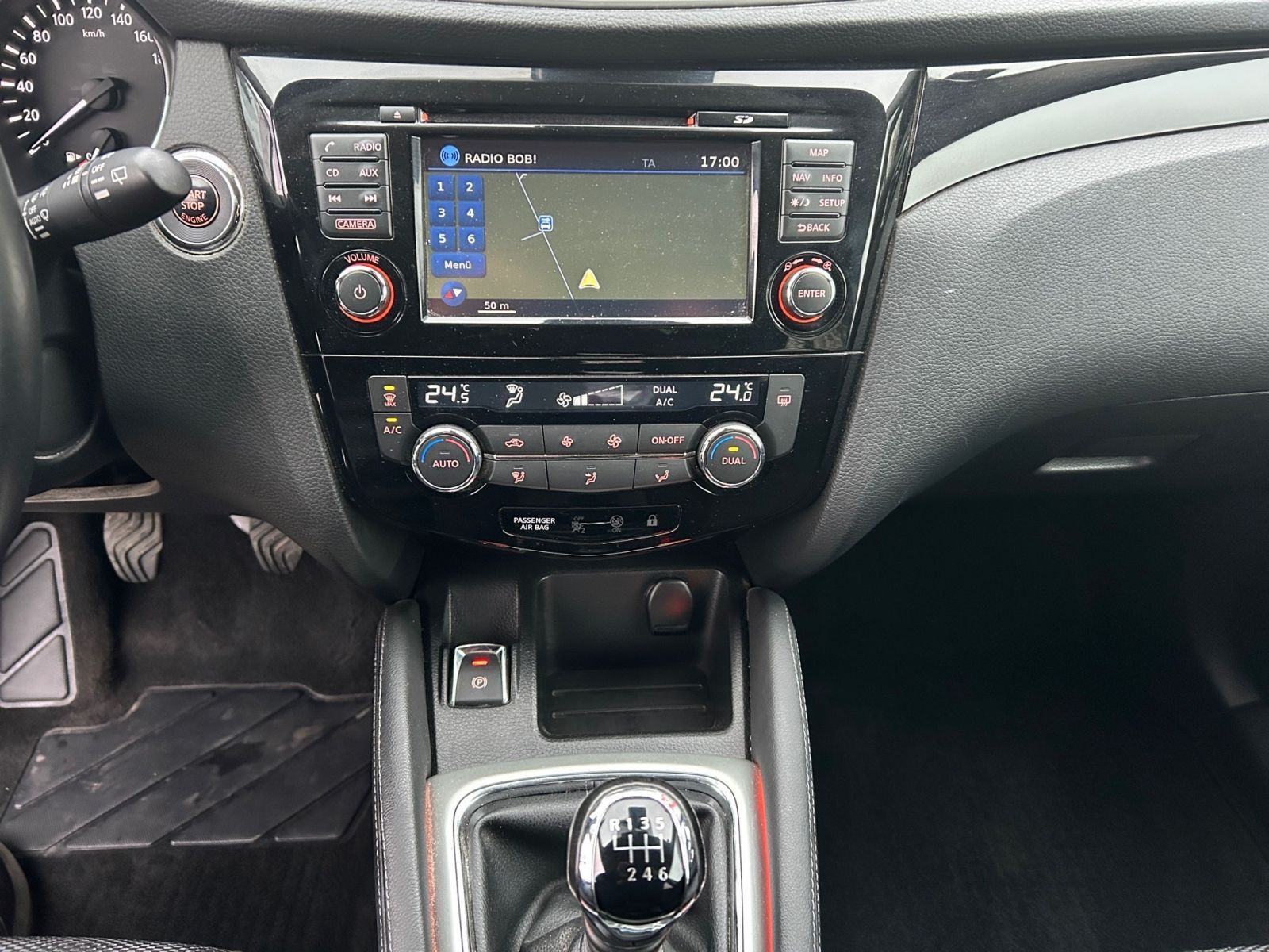 Fahrzeugabbildung Nissan Qashqai 1.2 DIG-T N-Connecta AHK