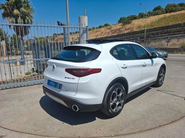 Alfa-Romeo Stelvio - 3