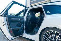 AUDI A6 Avant quattro/ TECH PRO/ S-LINE/ 21"/ LUFT.