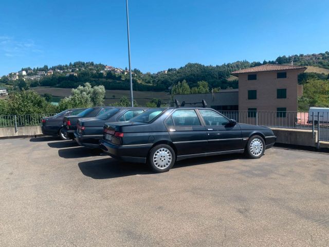Alfa Romeo VENDO 155 TWIN SPARK - 164 TWIN SPARK