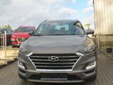 Hyundai Tucson Select 2WD- NAVI-KAMERA-SHZ-LHZ-2.HAND - Hyundai TUCSON Gebrauchtwagen in Essen