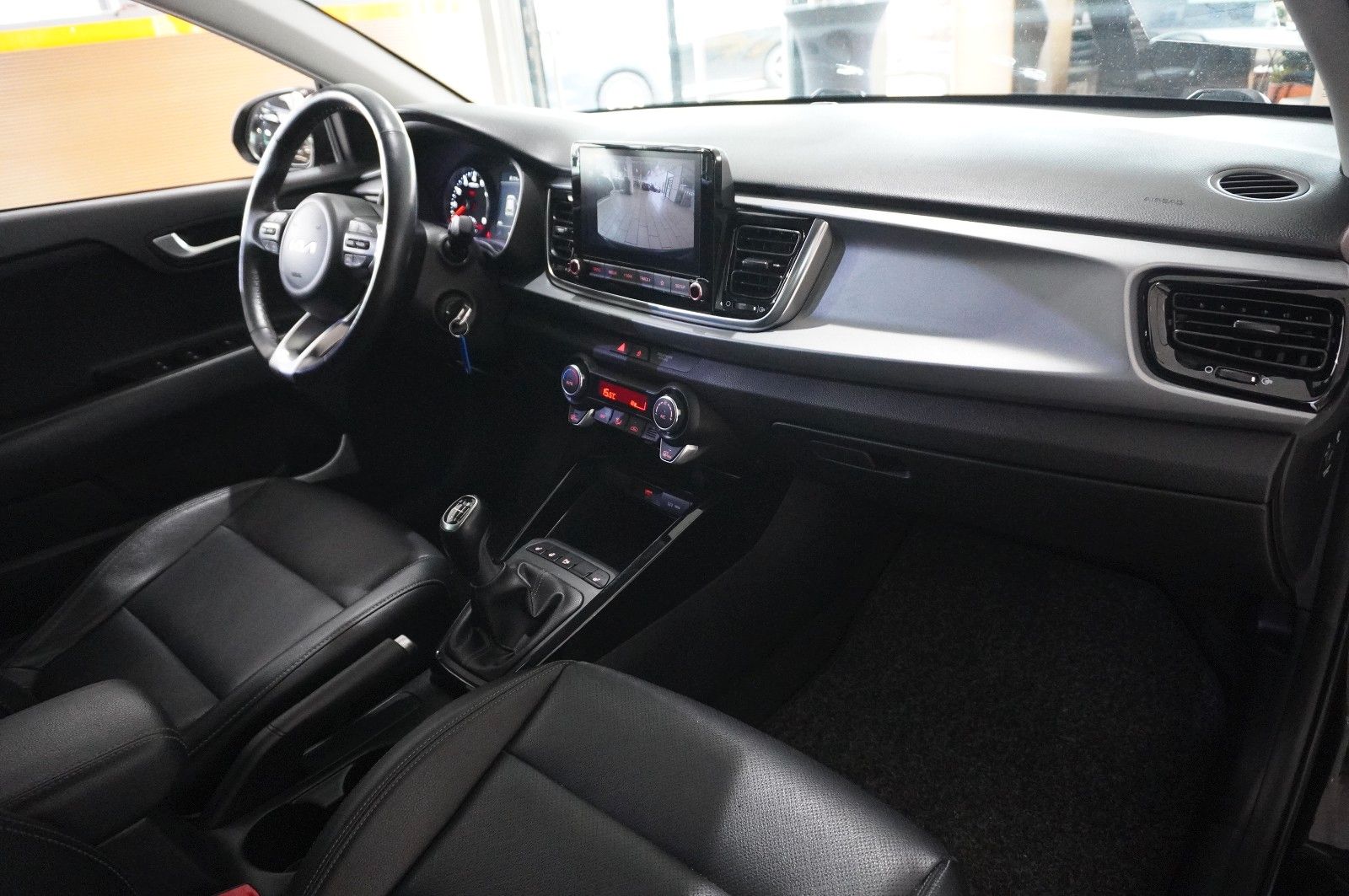 Fahrzeugabbildung Kia Rio 1.0 T-GDI VISION NAVI/LED/KAMERA/LEDER/SHZ