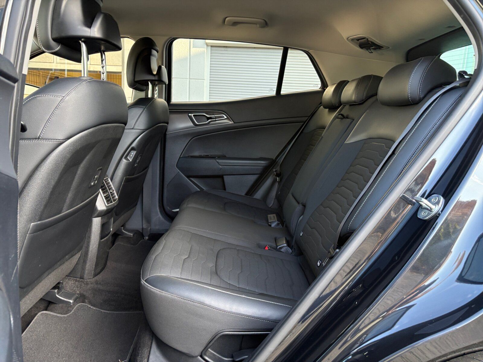 Fahrzeugabbildung Kia Sportage 1.6 48V Mild Hybrid Vision Autom./Klima