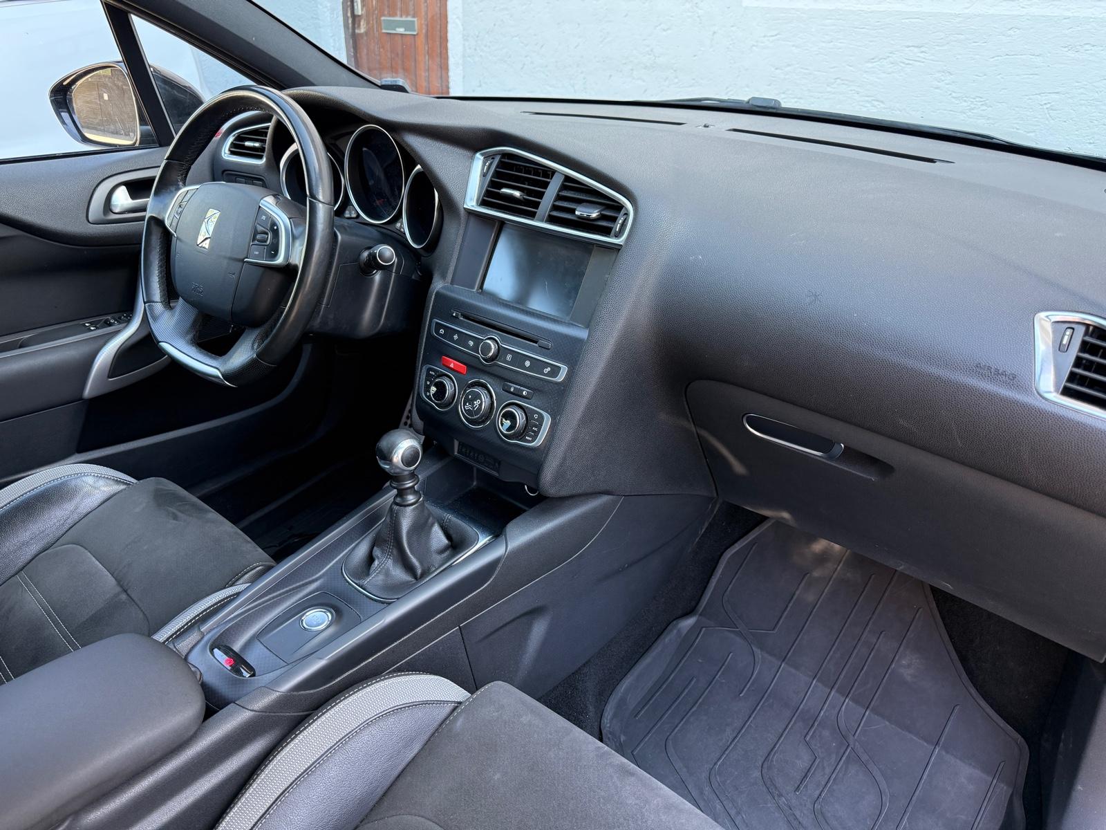 DS Automobiles DS4 DS 4 Crossback