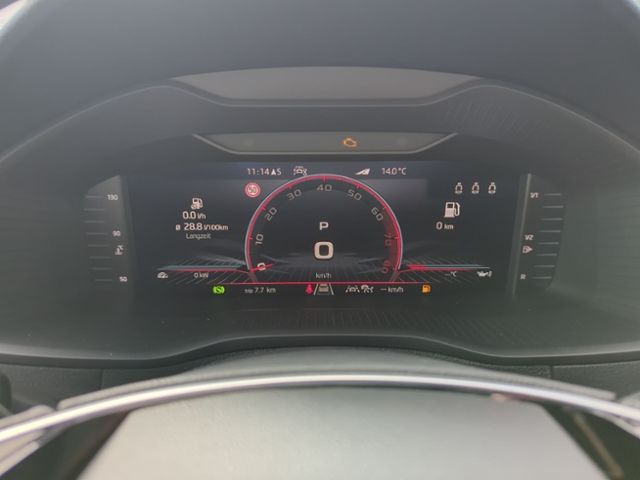 Fahrzeugabbildung SKODA Karoq 1.5 TSI DSG Sportline