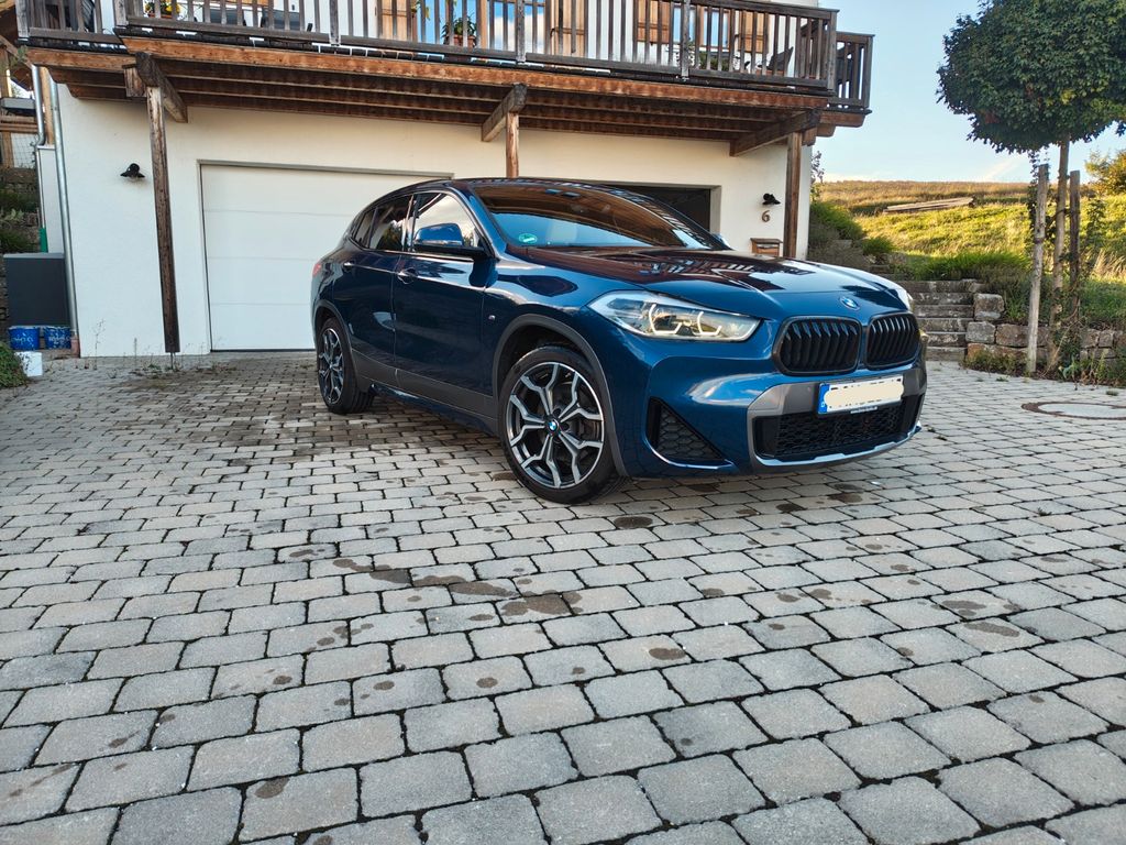 Image of BMW X2