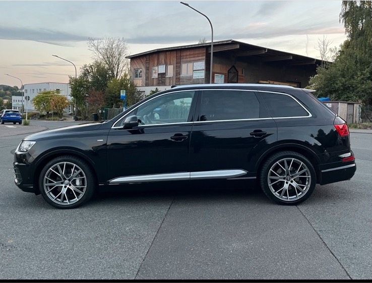 Image of Audi Q7