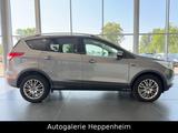 Ford Kuga Titanium - Ford mit Diesel-Antrieb: Standheizung, Geländewagen