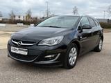 Opel Astra J Sports Tourer Exklusiv*KAMERA*NAVI*ALU*
