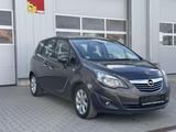 Opel Meriva Innovation - Opel Meriva mit Diesel-Antrieb: Van