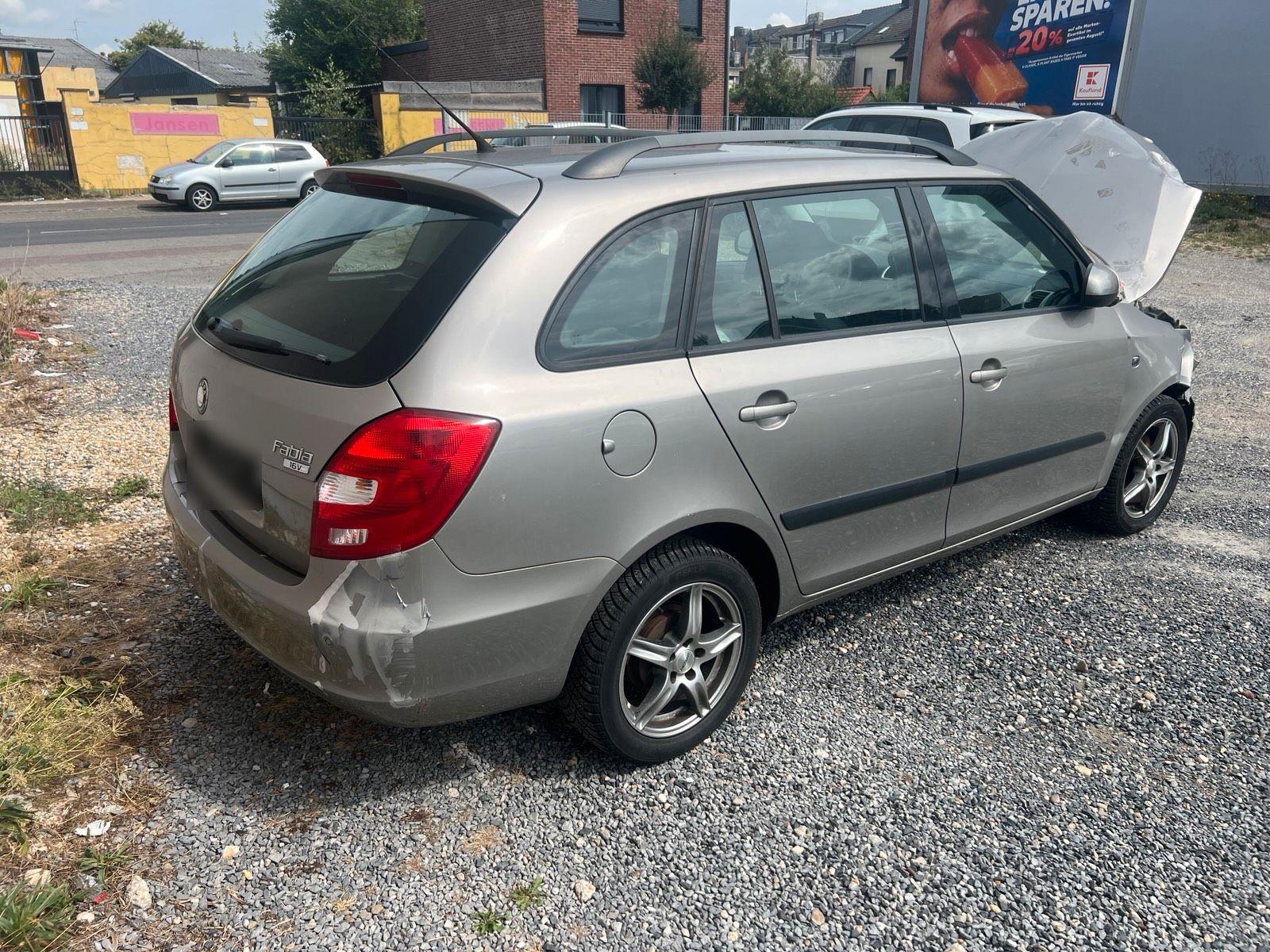 Skoda Fabia 2008 — photo 7