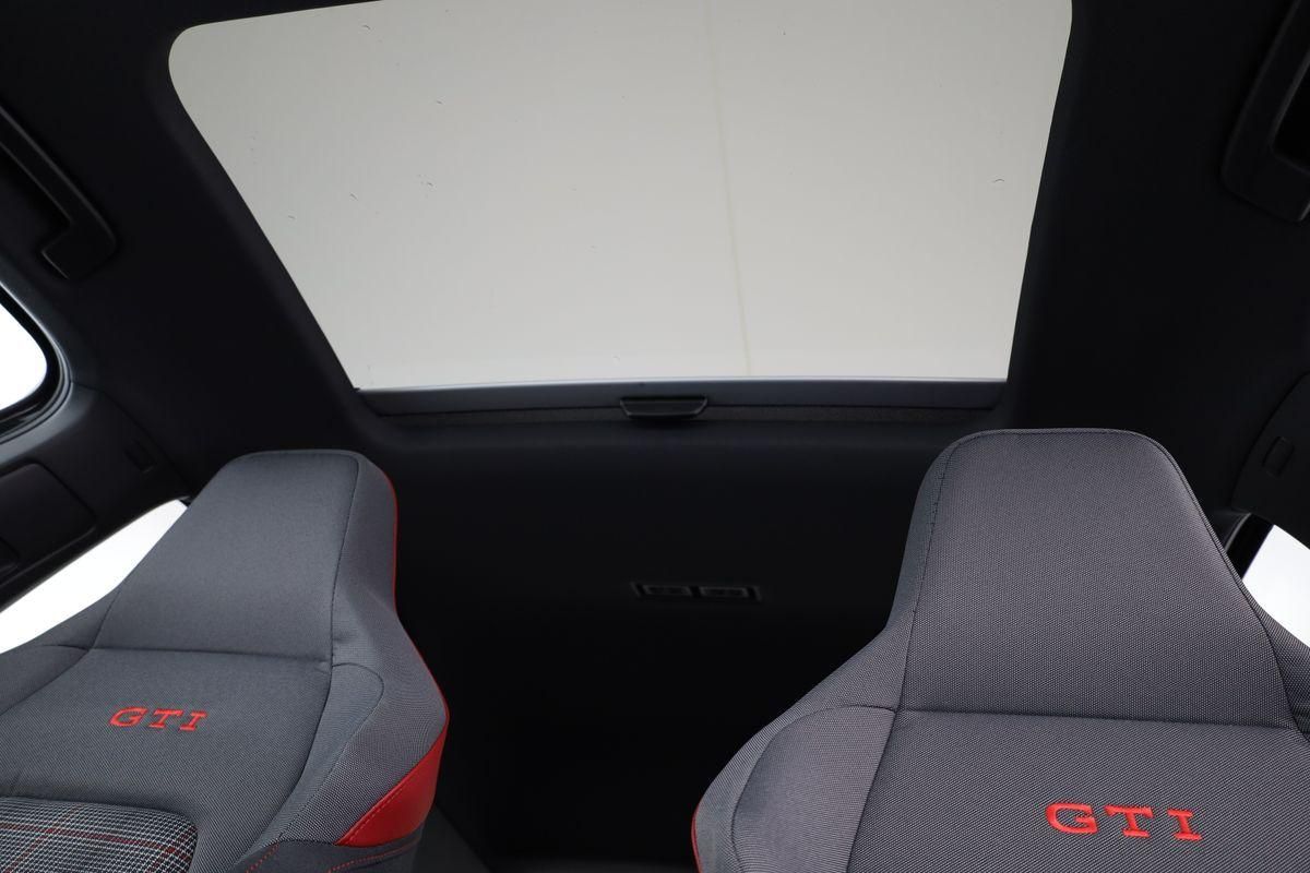 Volkswagen Golf VIII GTI 2.0 TSI DSG, Navi, Side, Matrix, K foto 12