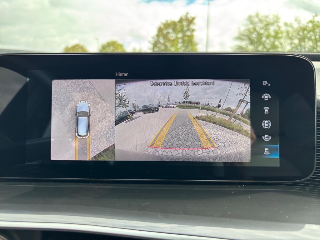 Mercedes-Benz EQC 400 4M Mbeam*CarP*360*KGo*HUD*SHD*Memory*FAP