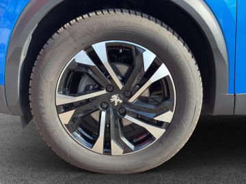 Peugeot 2008 Allure Pack 1.2 PT100 °LED°AACRFK°PDC°