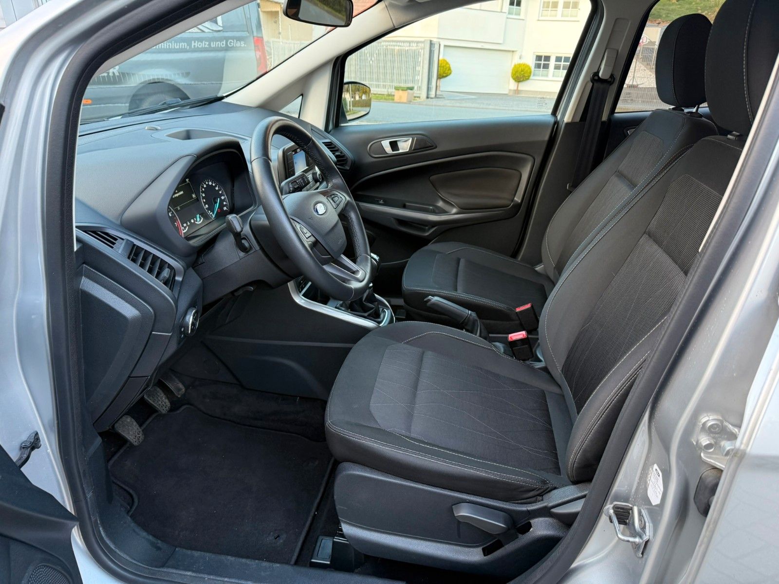 Fahrzeugabbildung Ford EcoSport Trend COOL&CONNECT+SITZHZG+WINDSCH HZG+