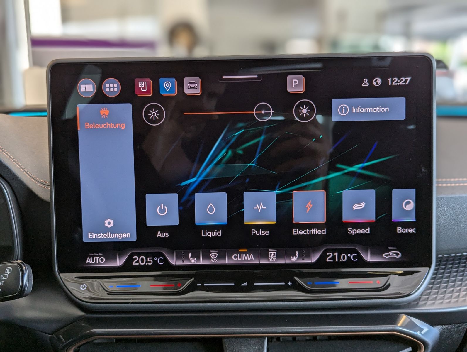 CUPRA Leon 1.5 eTSI Pano Intelligent-Dynamic-Edge-Pake - Image 32