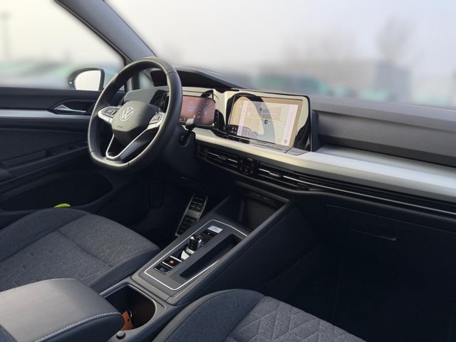 Golf 8 VIII Move 1.5 eTSI AHK-klappbar El. Panod