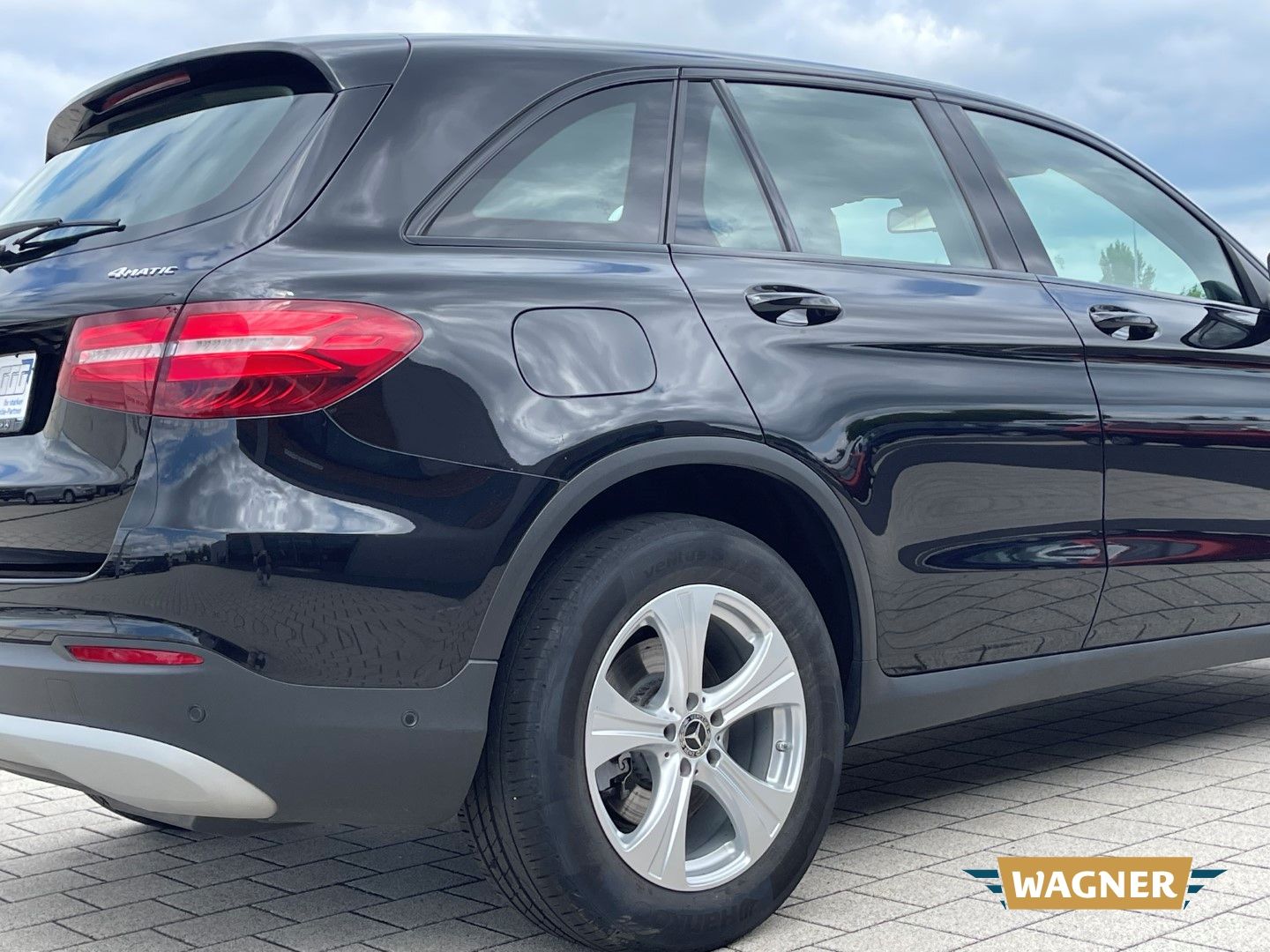 Fahrzeugabbildung Mercedes-Benz GLC 220 d 4Matic Klimaautomatik Sitzheizung