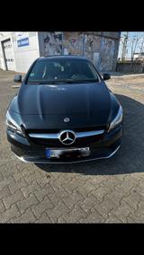 Mercedes-Benz Mercedes Cla 200d - Mercedes-Benz CLA 200 Gebrauchtwagen in Köln