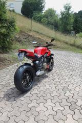 Ducati Streetfighter V4 (2023)  - DUCATI ST2