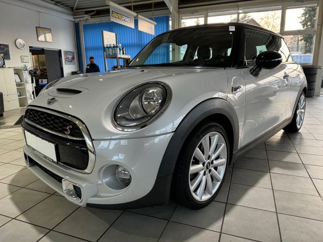 MINI Cooper S Chili-Paket/NAVI/LEDER/PDC/TEL/2.HD