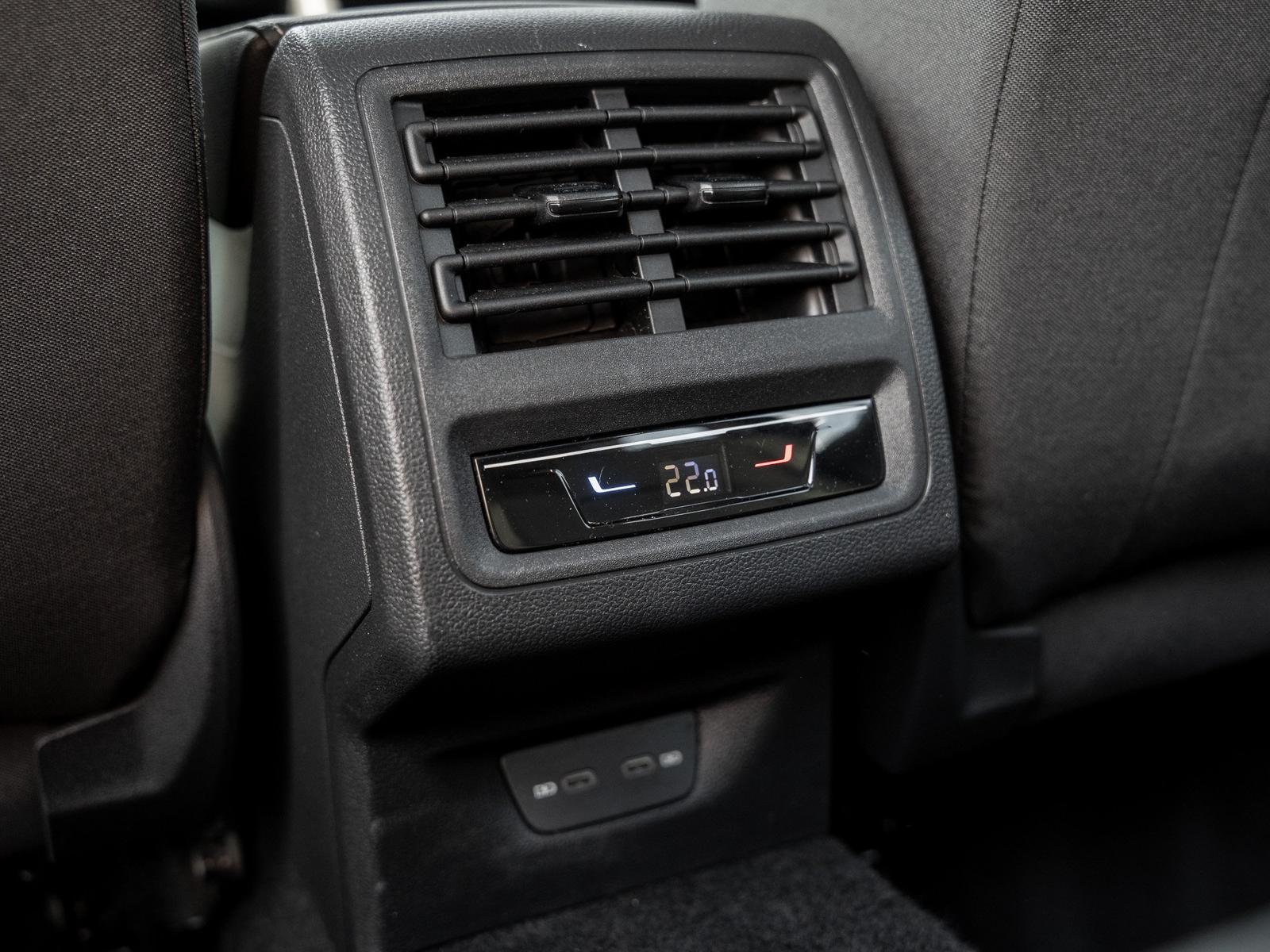 Volkswagen Golf Variant 2.0 TDI DSG, миниатюра 9