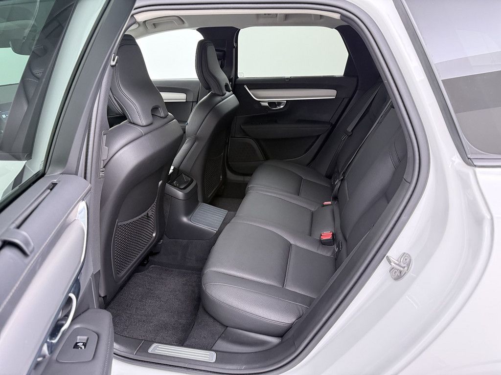 Volvo V90 T6 AWD Plus Dark Recharge Plug-In Hybrid *36 foto 15