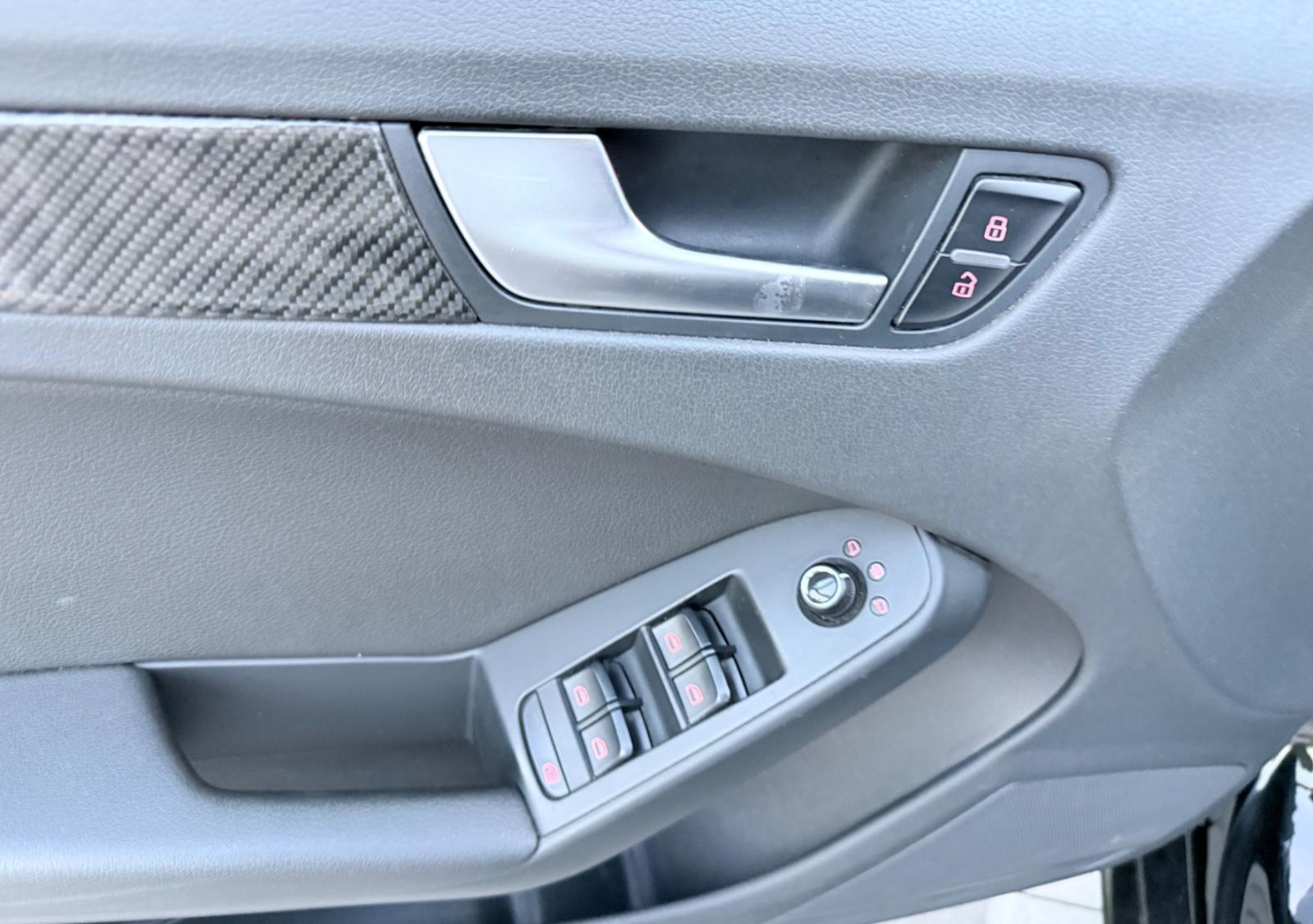 Audi Quattro 2011 — photo 10