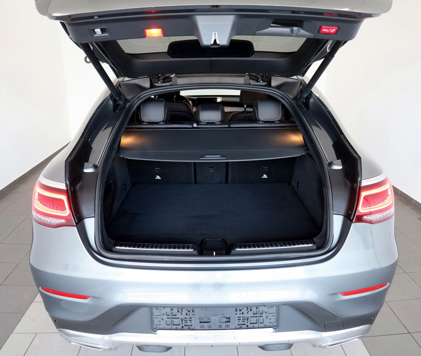 Fahrzeugabbildung Mercedes-Benz GLC 200d Coupé Leder,Navi,LED,Kamera,SH,PDC,AHK