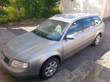 Audi A6 C5 B4 2.0L Benzin ALT Bose Leder B... - Audi A6 aus 2002: Kombi