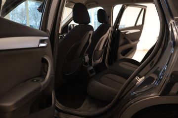 BMW X1 sDrive 18 i Klima PDC SommerWinterräder