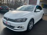 Volkswagen Polo VI 1.0 TSI Highline SHZ Klima Navi PDC Pano - gebrauchte Kleinwagen in Gießen
