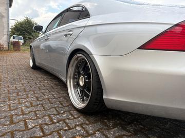 2004 Mercedes-BENZ CLS — фото 5