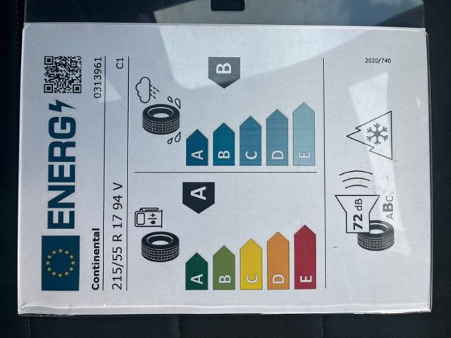 Fahrzeugabbildung Volkswagen T-Roc 1.5 TSI DSG STYLE GJR AHK NAVI IQ.DRIVE
