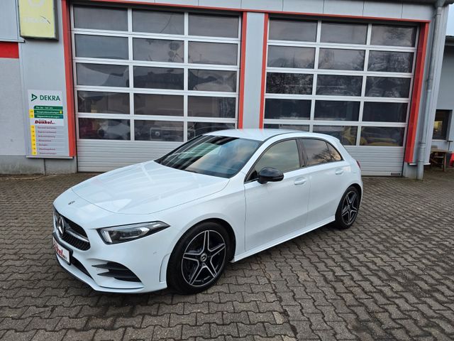 Mercedes-Benz A 220 4Matic AMG Line/LED/Navi/Alcantara/1. Hand