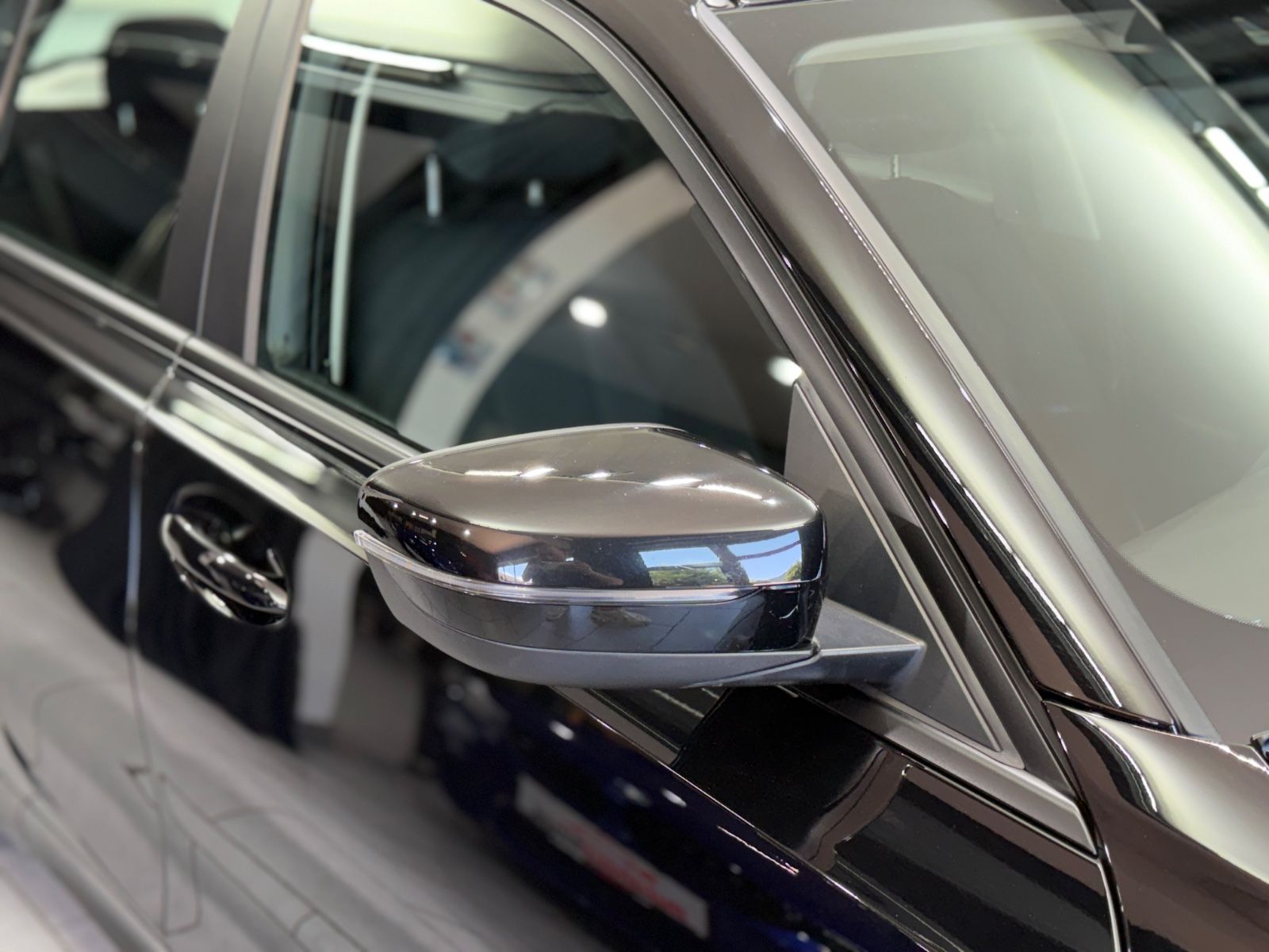 Fahrzeugabbildung BMW 320d xDrive Touring Advantage|NAVI|AHK|LED|