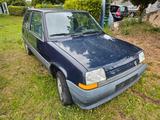 Renault R 5 - Renault R 5 mit Benzin-Antrieb: Kleinwagen