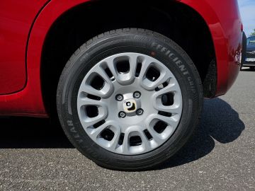Bild 16 Fiat Panda DAB Spurhalteass. Verkehrszeichenerk. Notb