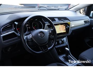 Volkswagen Touran - 8