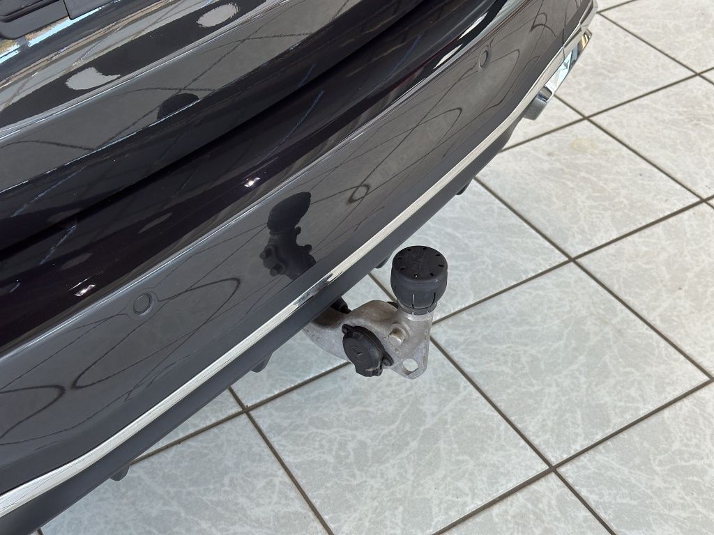Fahrzeugabbildung Mercedes-Benz C 300 T-Modell AHK*KeyLess*LED*PDC*ParkAss*SpurH