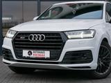 Audi SQ7 4.0 TDI quattro 7-SITZE! AHK! PANO! - weiße Audi SQ7