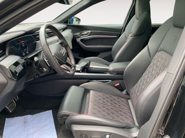 Audi Q8 e-tron - 9