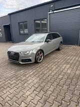 Audi A4 Avant quattro sport - Audi A4 Gebrauchtwagen in Stuttgart